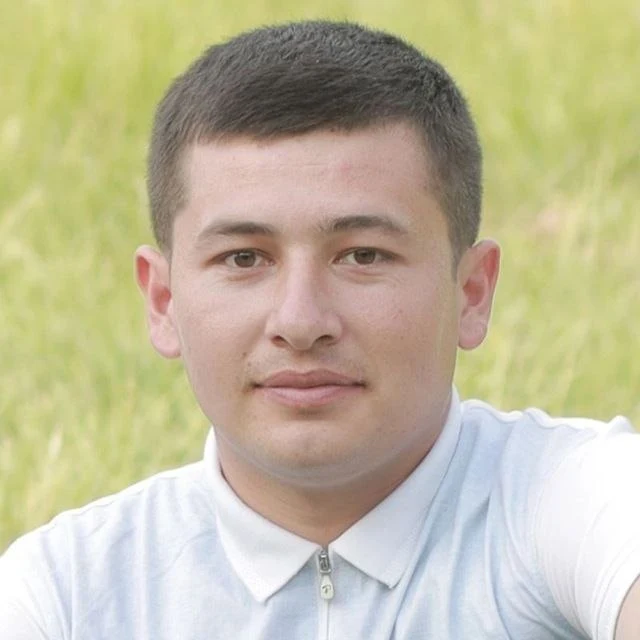 Rustamov Rustamboy, Matematika fani o‘qituvchisi
